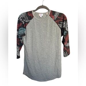 LulaRoe Randy Reglan Tee Size: XS